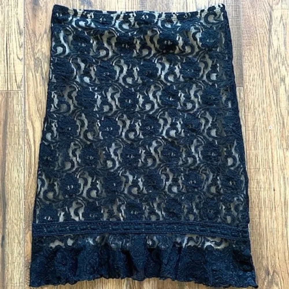Bisou Bisou Michele Bohbot Lace Overlay Midi Pencil Skirt size medium - Picture 1 of 3